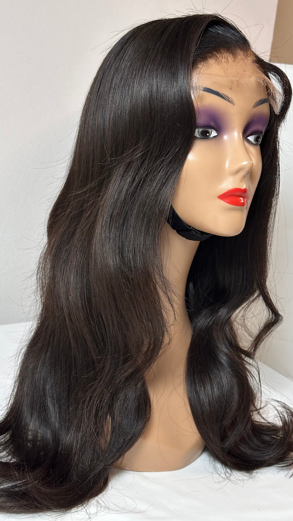 Sophia, Glue - Less Wigs