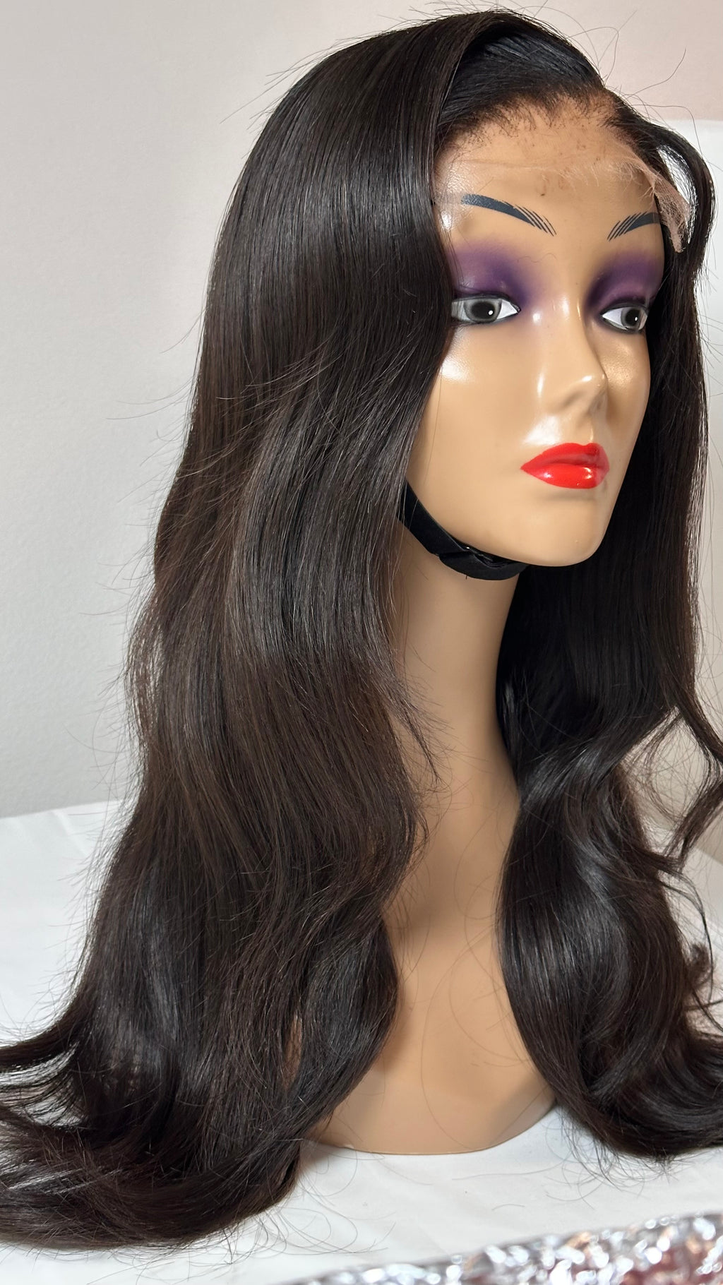 Sophia, Glue - Less Wigs